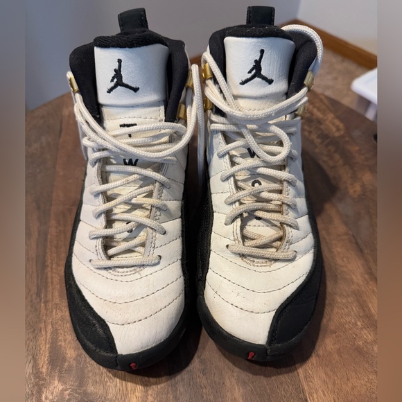 Air Jordan 12 OG 'Taxi' 1996 Size 4.5 Youth
